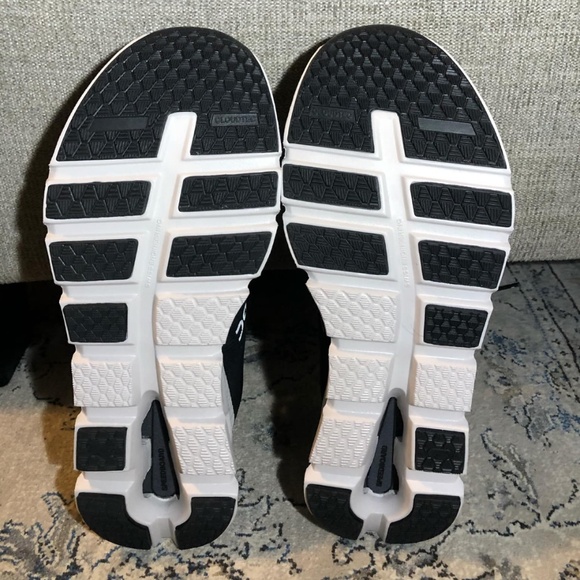 On Cloudrunner Mesh Running Men’s Sneakers - Picture 10 of 11